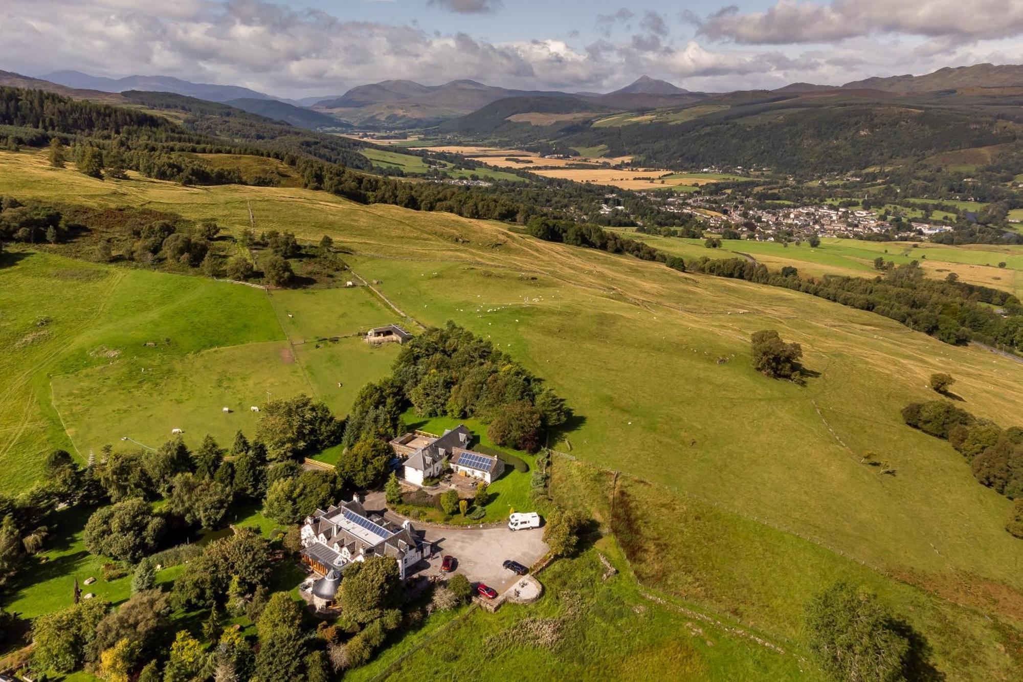 Errichel House And Cottages Aberfeldy Eksteriør billede